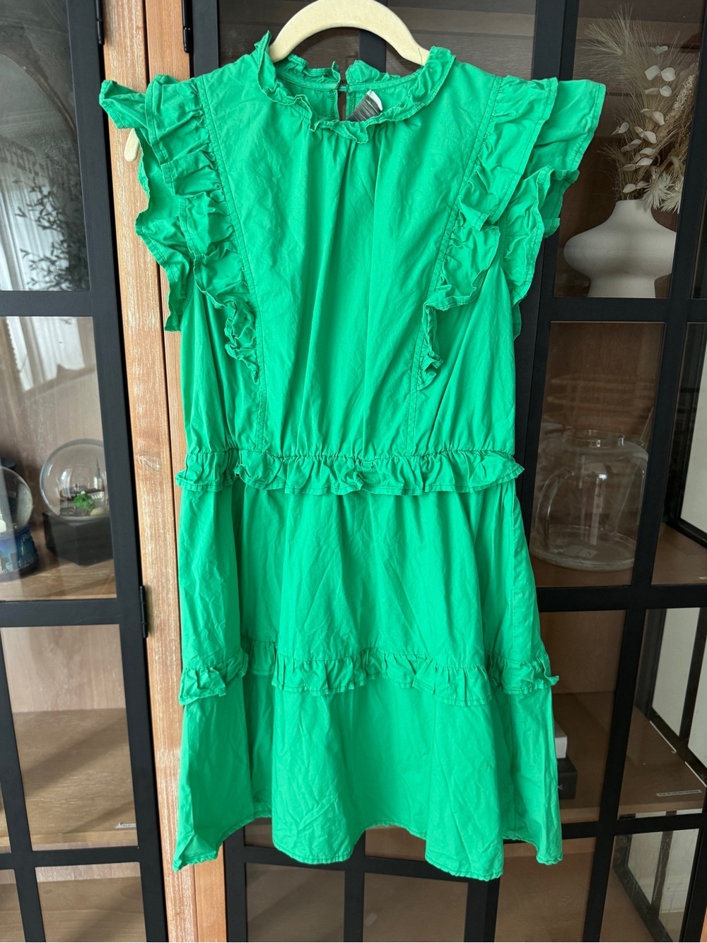 Kelly green masters ruffle mini dress short sleeve tiered high neck collar